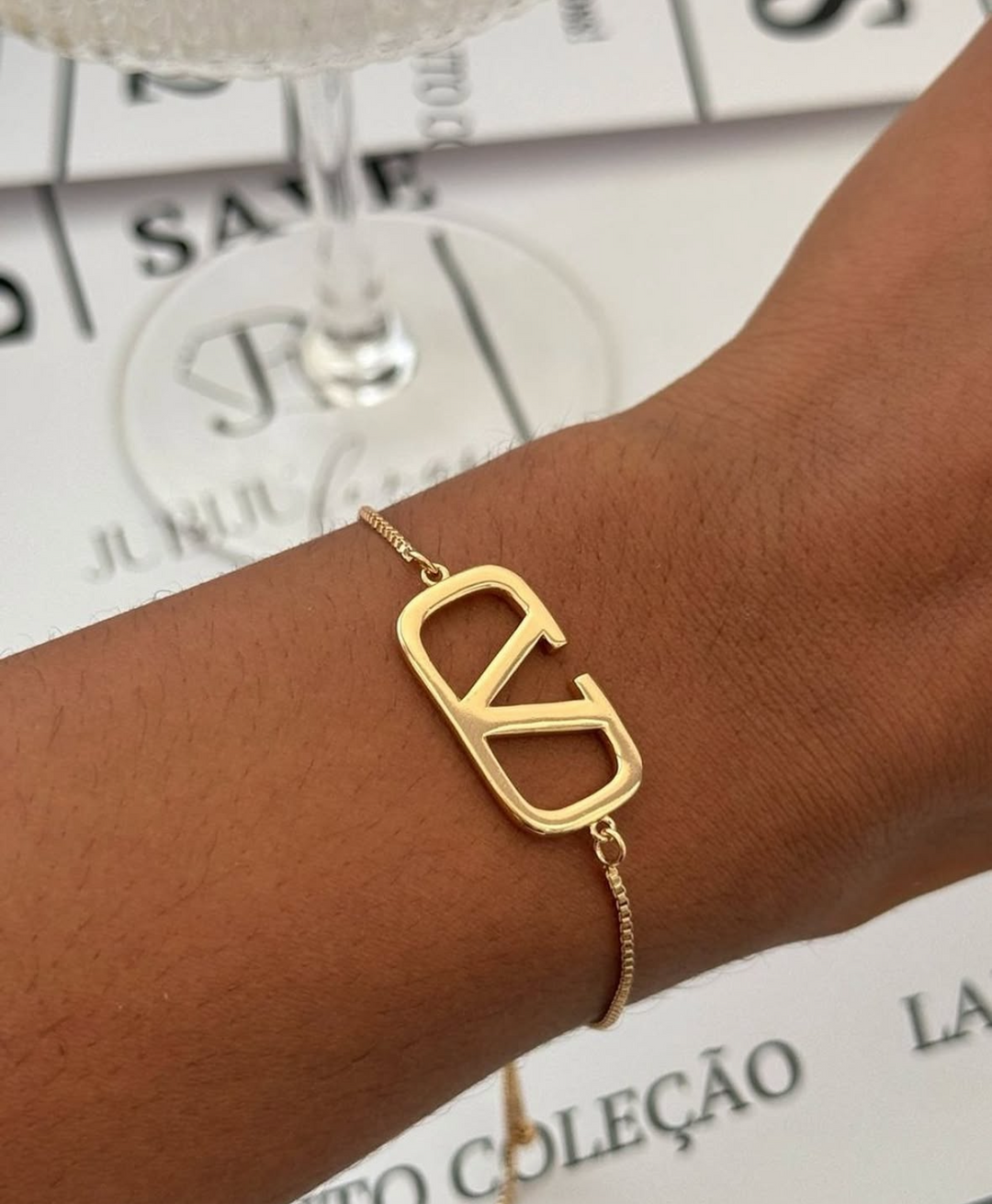 Pulseira Inspiração Valentino Banhada a Ouro 18k
