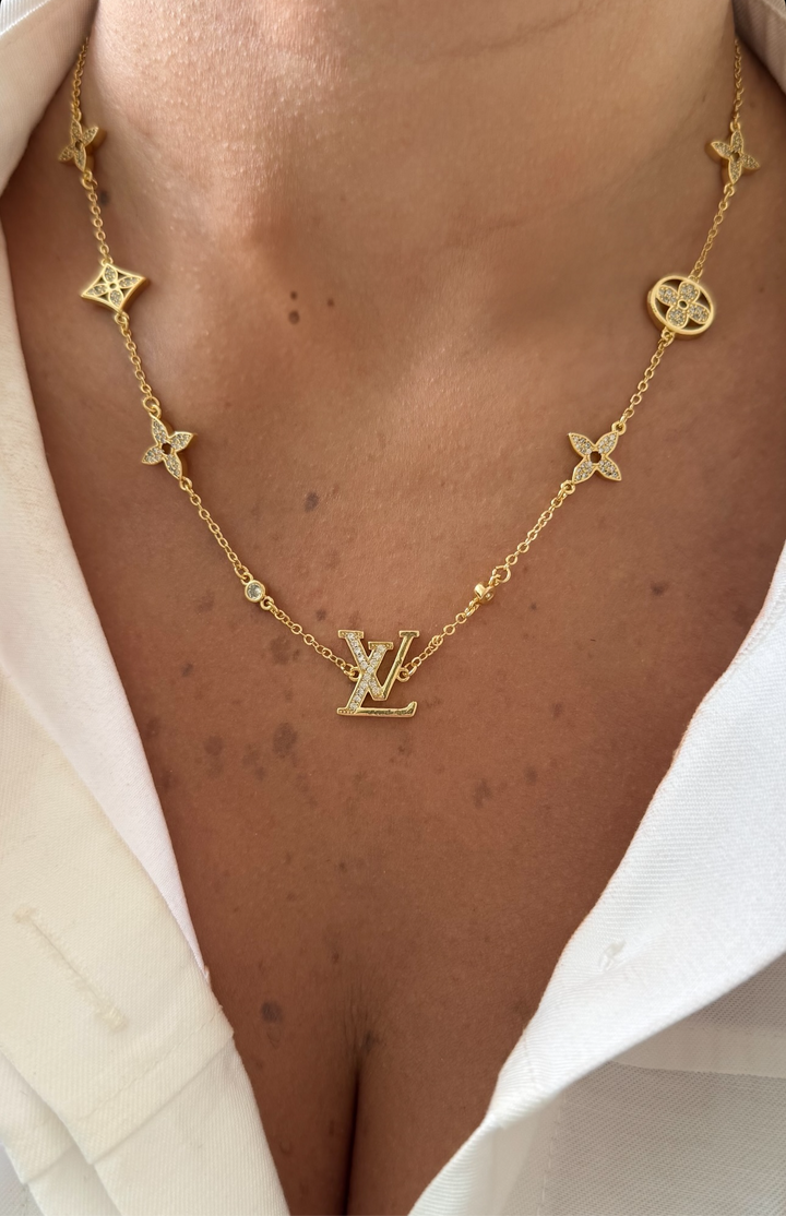 Conjunto Colar e Pulseira LV Clássico Semijoia | Banhado a Ouro 18k