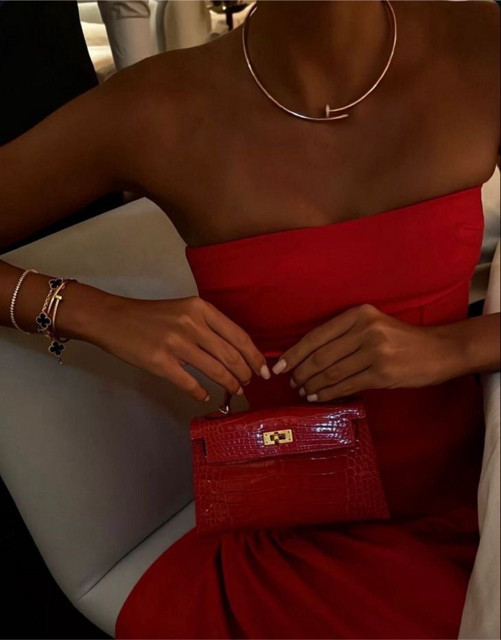 Colar Prego Fino Semijoia Banhado a Ouro 18k