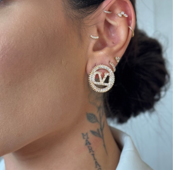 Brinco Inspiração Valentino Cravejado Redondo