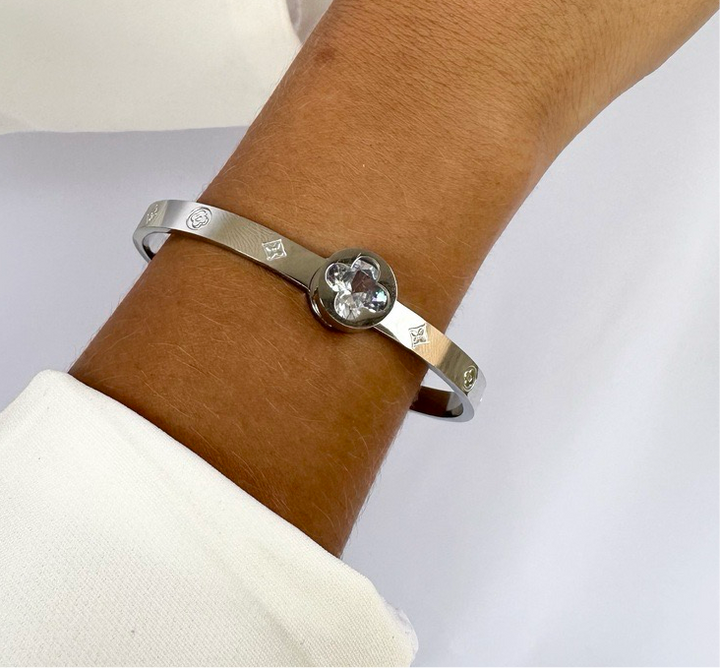 Bracelete Inspiração LV Prata com Pedra
