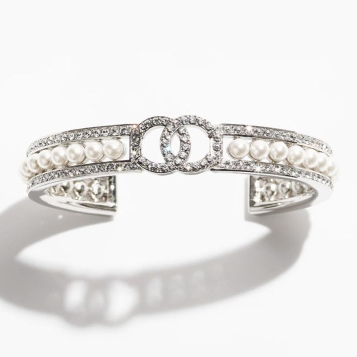 Bracelete Inspiração CN com Pérolas
