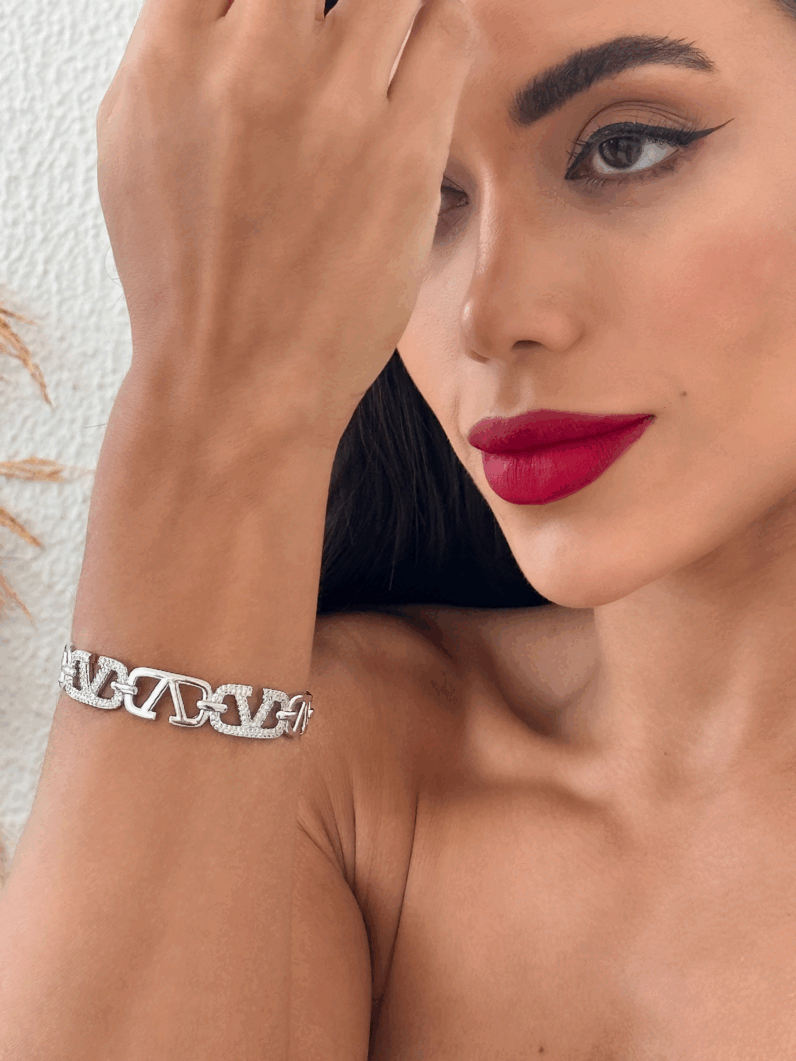 Bracelete Regulável Inspiração Valentino