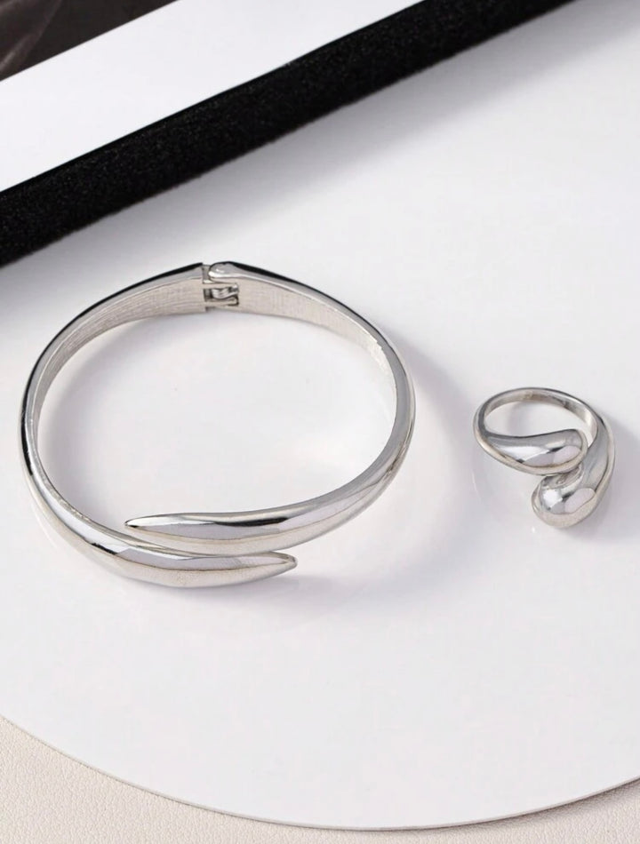 Conjunto Bracelete e Anel Minimalista