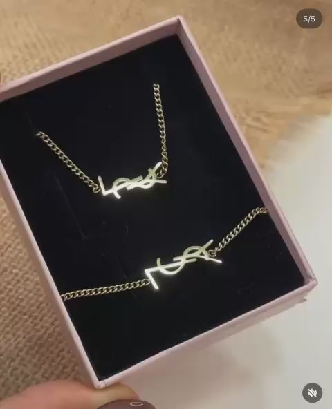 Colar Inspiração Grife de Luxo